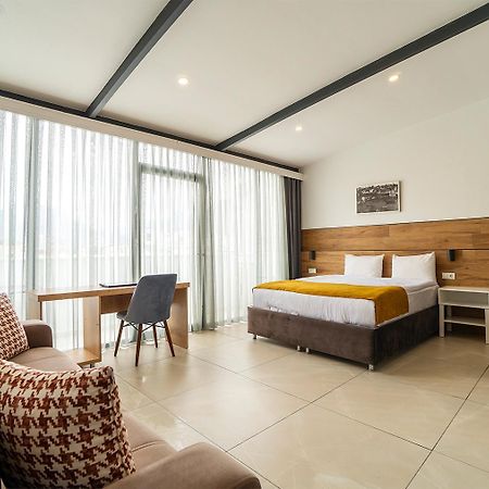 Tut Hotel Antalya Exteriör bild